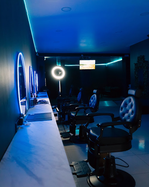 Intérieur du salon BRK Barber à Béziers